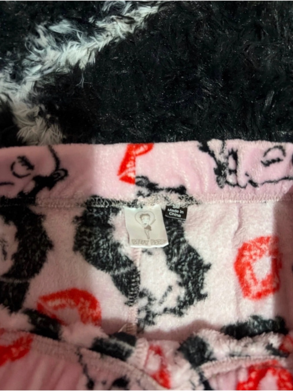 Pink Betty Boop PJs - Picture 2 of 3
